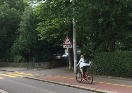 Zürich Mühlebachstrasse Fussgängerstreifen