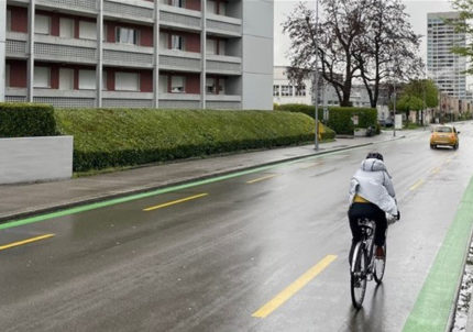 Velovorzugsroute Baslerstrasse mit «grünem Band»