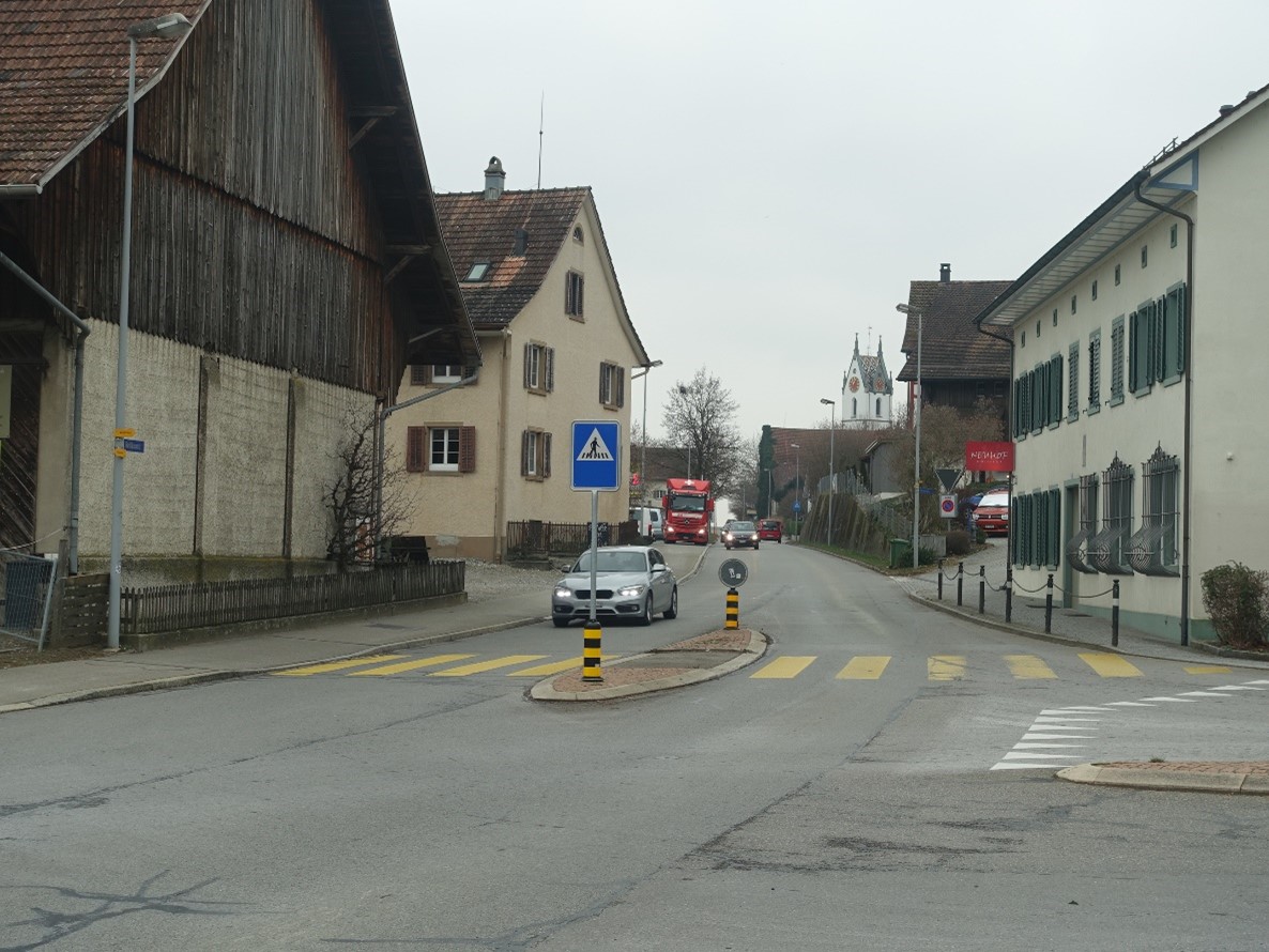 Maur, Rellikonstrasse / Fällandenstrasse / Zürichstrasse